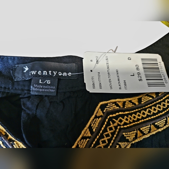 Forever 21 Floral Embroidered Tunic W/ Fringe Detail Sz Large - Picture 5 of 6